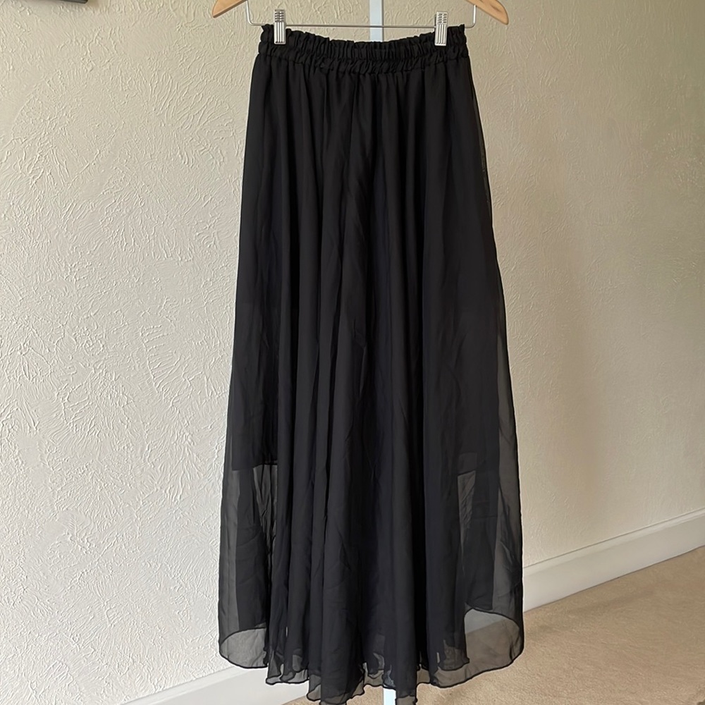 CristinaLove beautiful layered black chiffon flowy skirt
